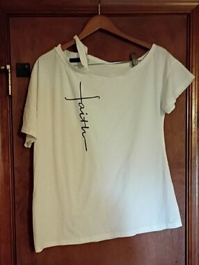 White Short Sleeve 'Faith' Graphic Tee